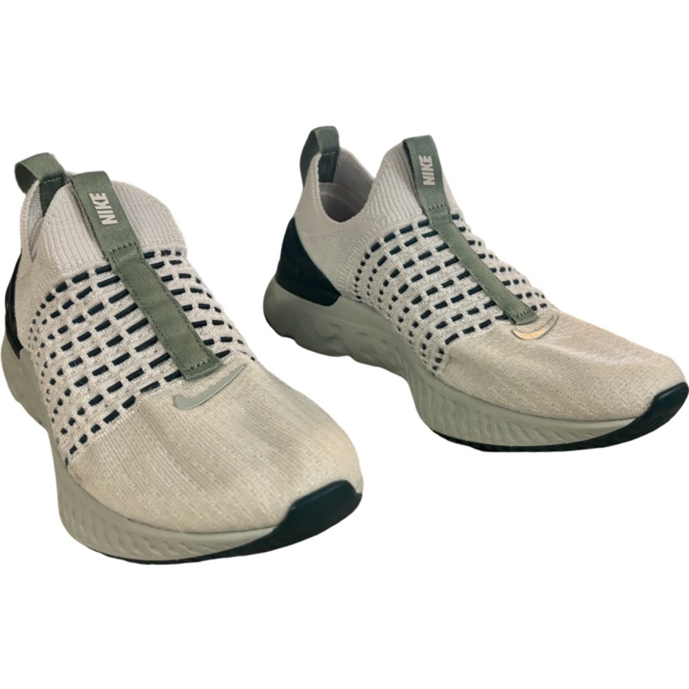 Nike React Phantom Run Flyknit 2 Wmns Size 7.5 - image 3